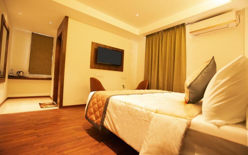 Super Hotel O Nar Comforts Near Ksr Railway Station Bangalore Extérieur photo